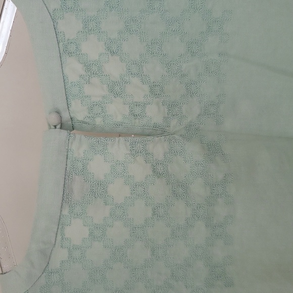J. Crew linen mint green embroidered top, Size 2 - Picture 3 of 7